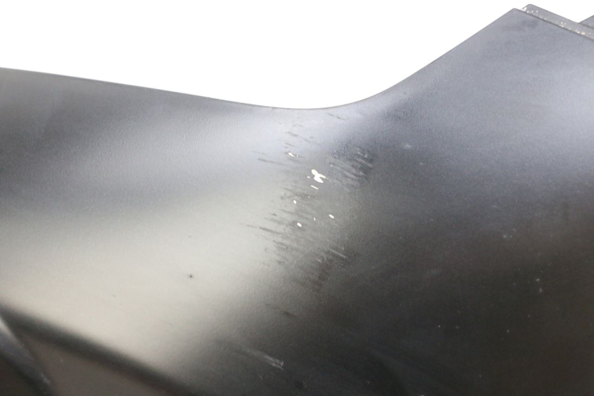 photo de PRAWY PROG PIAGGIO MP3 HPE 350 (2018 - 2020) - Stan powierzchni