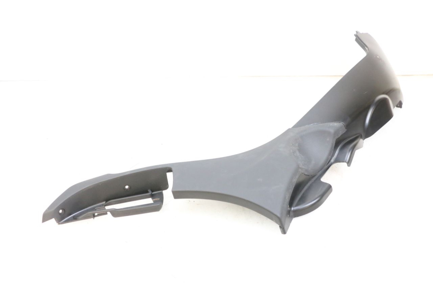 photo de PRAWY PROG PIAGGIO MP3 HPE 350 (2018 - 2020) - Część sprawdzona