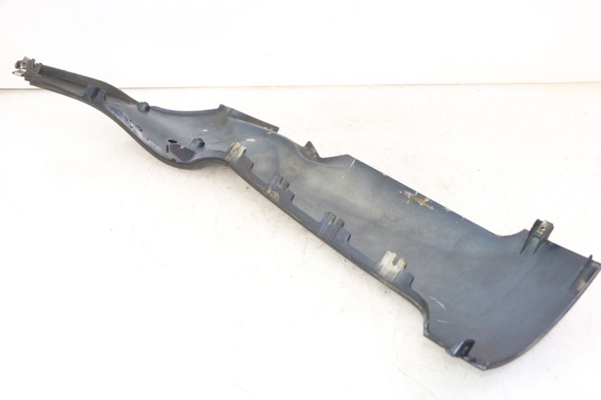 photo de PRAWA LISTWA PROGOWA PIAGGIO MP3 LT 300 (2010 - 2016) - Widok ogólny