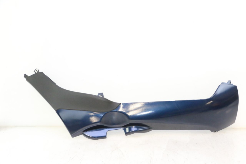 photo de PRAWA LISTWA BOCZNA PIAGGIO MP3 LT 400 (2007 - 2012) - Widok główny