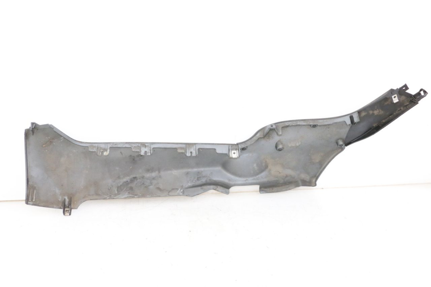 photo de PRAWA LISTWA BOCZNA PIAGGIO MP3 500 (2011 - 2015) - Inny kąt widzenia