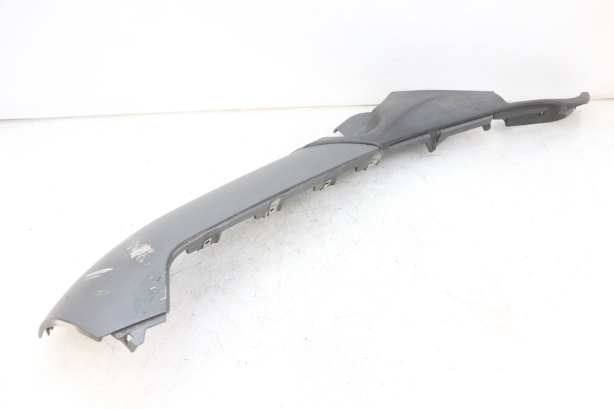 photo de PRAWA LISTWA BOCZNA PIAGGIO MP3 500 (2016 - 2018) - Widok ogólny