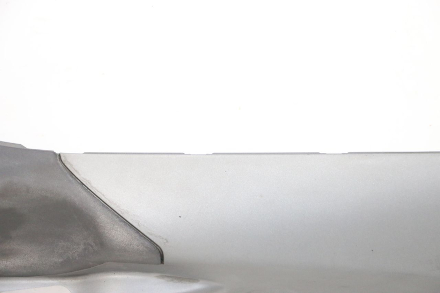 photo de PRAWA LISTWA BOCZNA PIAGGIO MP3 500 (2016 - 2018) - Oznaczenia i referencje