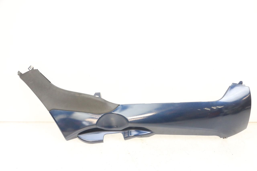 photo de PRAWY PROG PIAGGIO MP3 RL 250 (2006 - 2010) - Szczegóły charakterystyczne