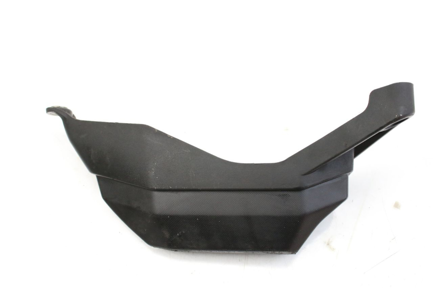 photo de PRAWA LISTWA PROGOWA YAMAHA MT-07 MT07 700 (2018 - 2020) - Zoom stanu zużycia