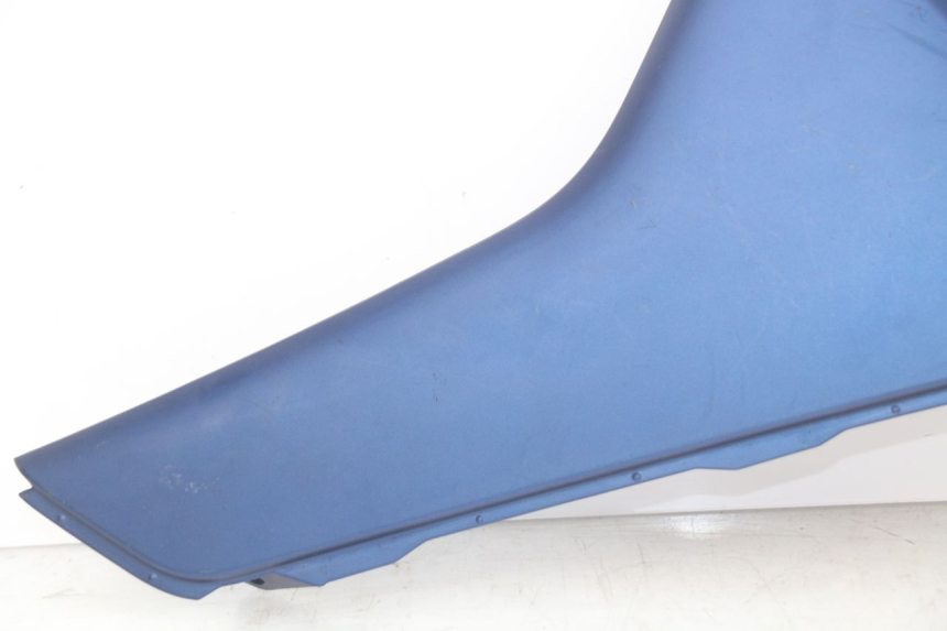 photo de PRAWA LISTWA BOCZNA YAMAHA N-MAX NMAX 125 (2017 - 2020) - Punkty mocowania