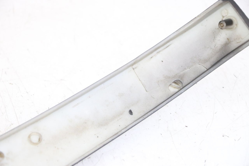 photo de PRAWA LISTWA BOCZNA JM MOTORS OLDIES GT 4T 50 (2018 - 2025) - Punkty mocowania