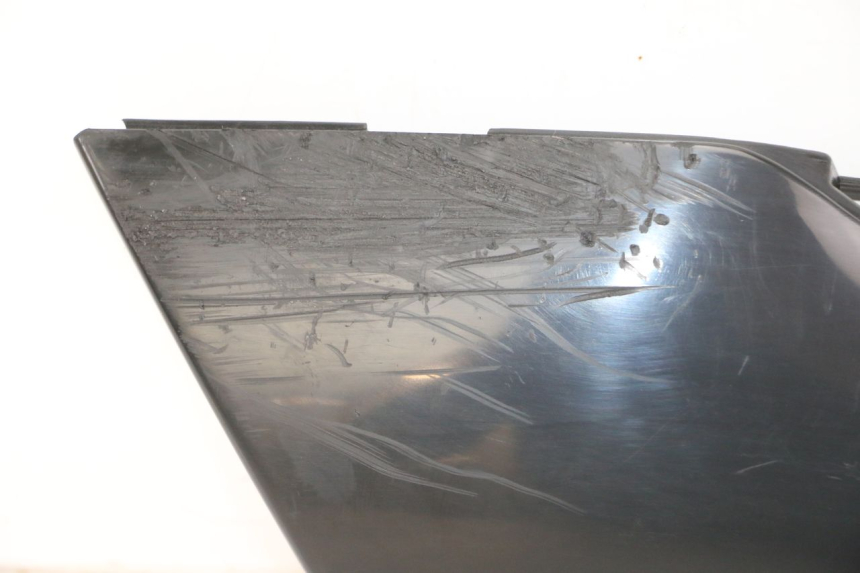 photo de PRAWA LISTWA BOCZNA PIAGGIO NRG POWER PUREJET 50 (2018 - 2021) - Część sprawdzona