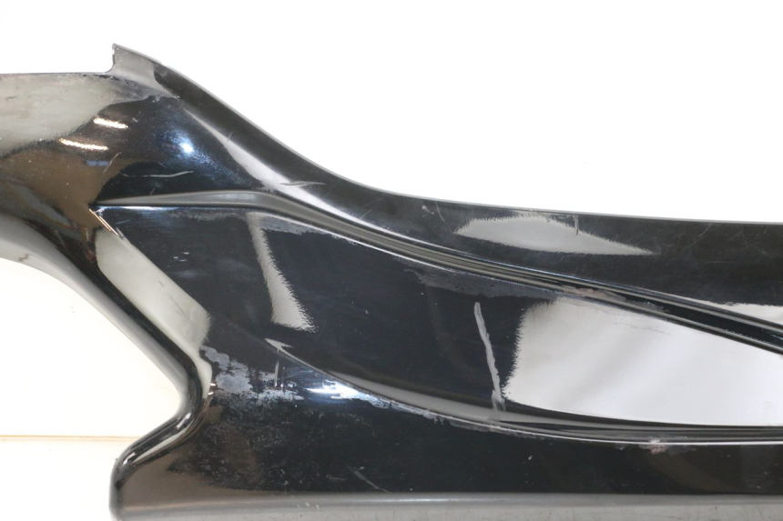 photo de PRAWA LISTWA PROGOWA DAELIM S3 125 (2010 - 2017) - Szczegóły charakterystyczne