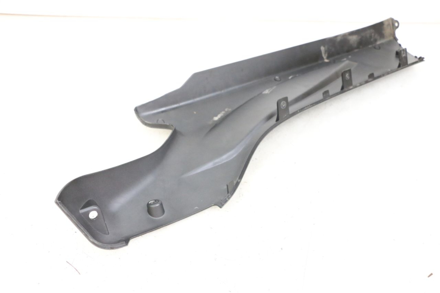 photo de PRAWA LISTWA PROGOWA DAELIM S3 125 (2010 - 2017) - Oznaczenia i referencje