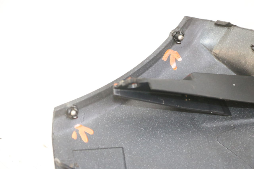 photo de PRAWA LISTWA BOCZNA PEUGEOT SATELIS 125 (2013 - 2018) - Punkty mocowania