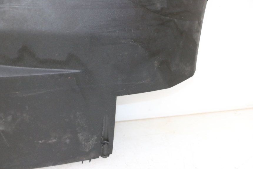 photo de PRAWA LISTWA PROGOWA PEUGEOT SATELIS 125 (2006 - 2009) - Oznaczenia i referencje