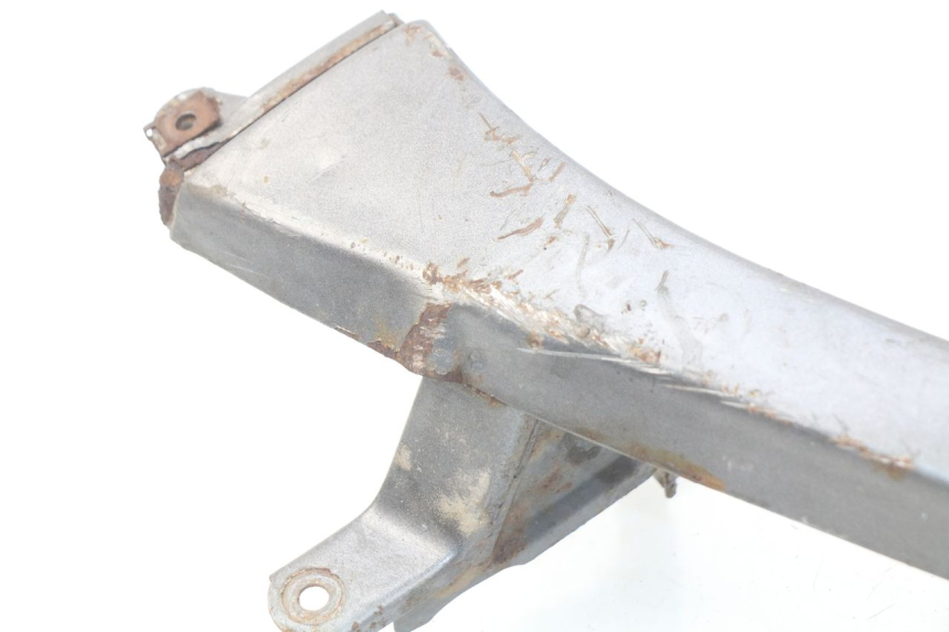 photo de PRAWA LISTWA BOCZNA PEUGEOT SC 50 (1988 - 1992) - Punkty mocowania