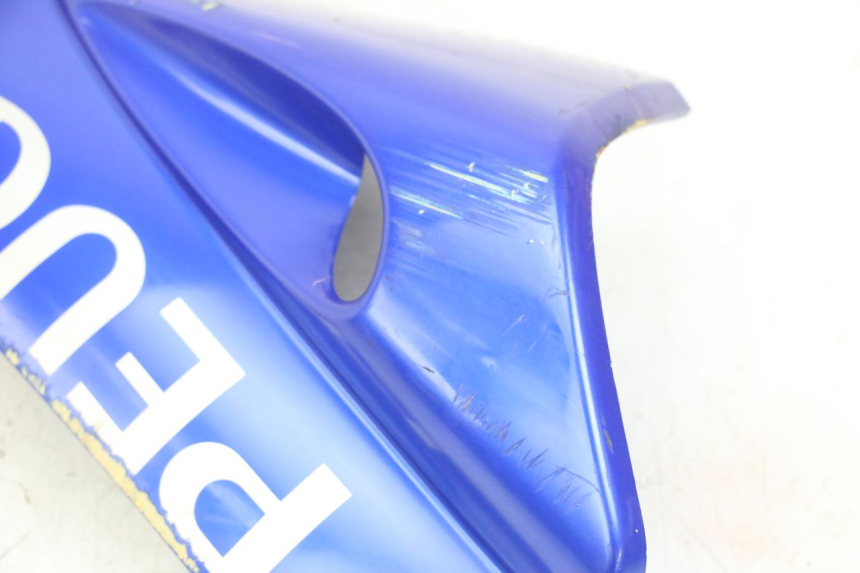 photo de PRAWA LISTWA BOCZNA PEUGEOT SPEEDFIGHT 2 LC 50 (2000 - 2009) - Inny kąt widzenia