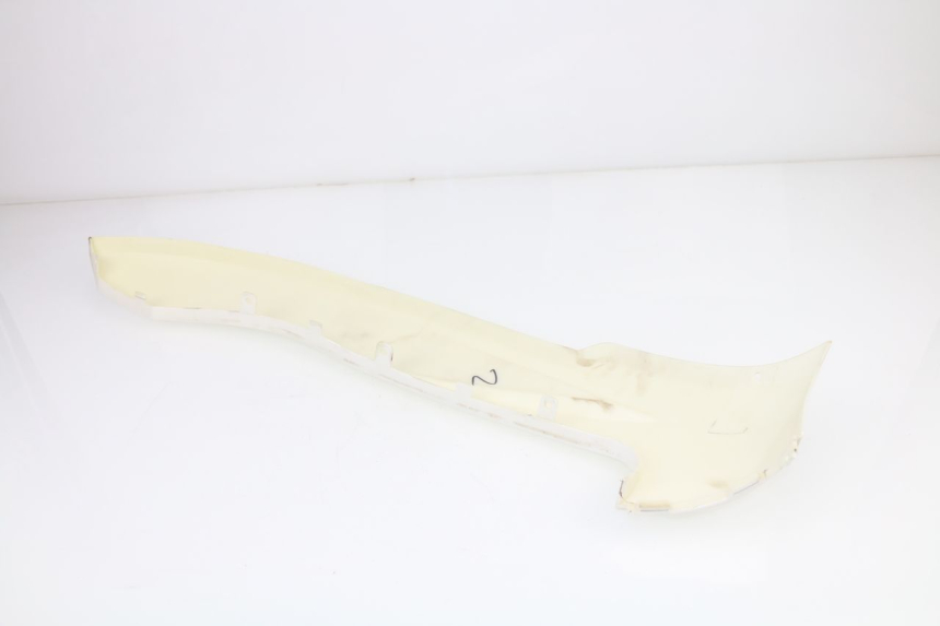 photo de PRAWA LISTWA PROGOWA RAZZO STEED 125 (2012 - 2018) - Punkty mocowania