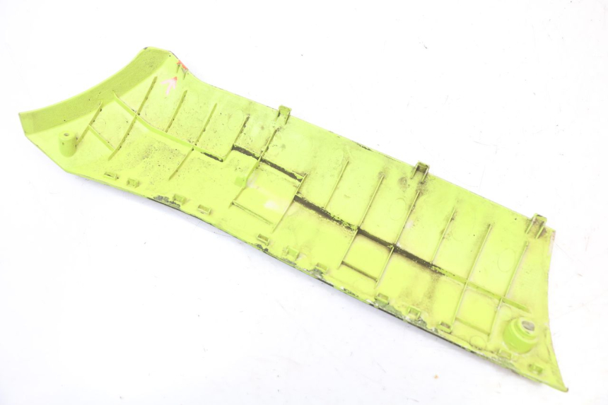 photo de PRAWA LISTWA BOCZNA PEUGEOT STREETZONE I 2T 50 (2018 - 2020) - Punkty mocowania