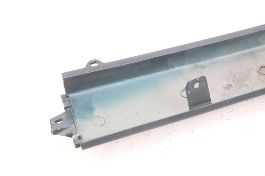 photo de PRAWY PROG PEUGEOT SV 125 (1991 - 1994) - Inny kąt widzenia