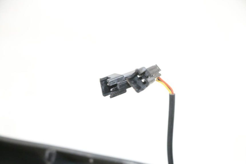 photo de PRAWA LISTWA BOCZNA DUALTRON VICTOR LIMITED 1 - Punkty mocowania