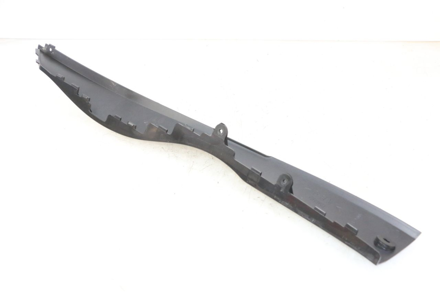 photo de PRAWA LISTWA BOCZNA MBK WAAP 125 (2008 - 2013) - Oznaczenia i referencje