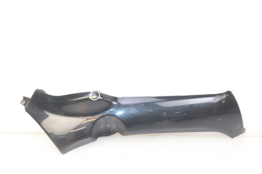 photo de PRAWA LISTWA BOCZNA PIAGGIO X8 125 (2004 - 2007) - Widok główny