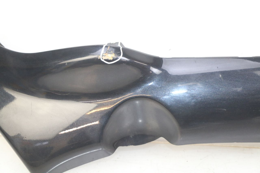 photo de PRAWA LISTWA BOCZNA PIAGGIO X8 125 (2004 - 2007) - Oznaczenia i referencje