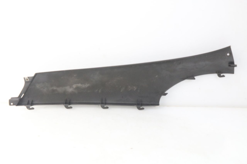 photo de PRAWA LISTWA BOCZNA PIAGGIO X9 EVOLUTION 125 (2003 - 2007) - Szczegół części