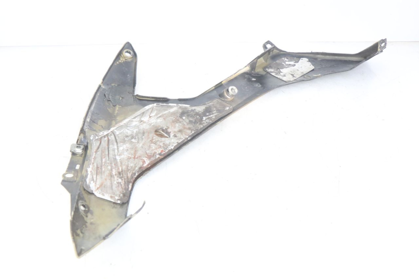 photo de PRAWA LISTWA BOCZNA YAMAHA YZF R1 1000 (2007 - 2008) - Zoom stanu zużycia