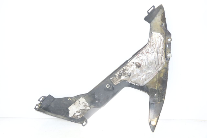 photo de PRAWA LISTWA BOCZNA YAMAHA YZF R1 1000 (2007 - 2008) - Inny kąt widzenia