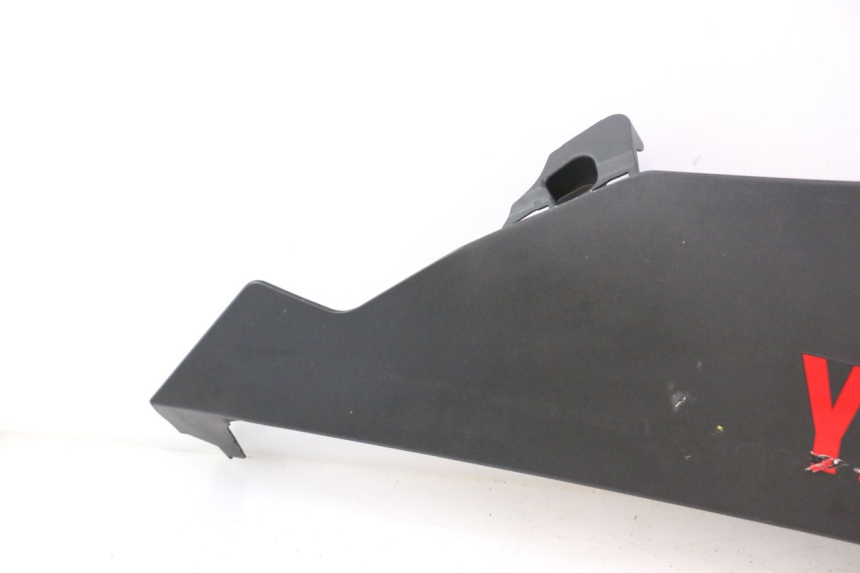 photo de PRAWA LISTWA BOCZNA YAMAHA YZF R6 600 (2008 - 2009) - Szczegół części