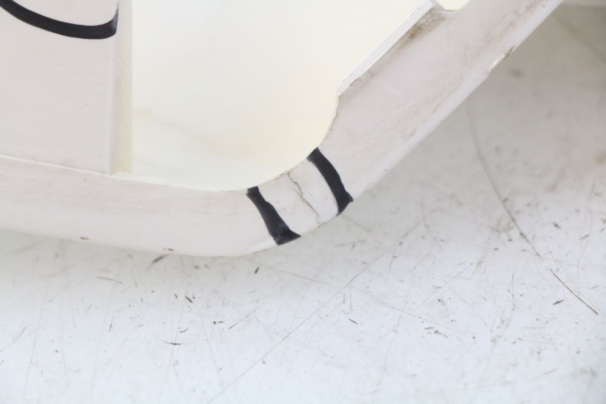 photo de progi boczne PEUGEOT E-VIVACITY 1 (2012 - 2018) - Zbliżenie techniczne