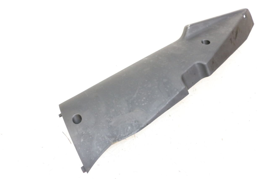 photo de LEWY PROG WLOTU POWIETRZA DAELIM A-FOUR 2T 50 (2005 - 2012) - Zbliżenie techniczne