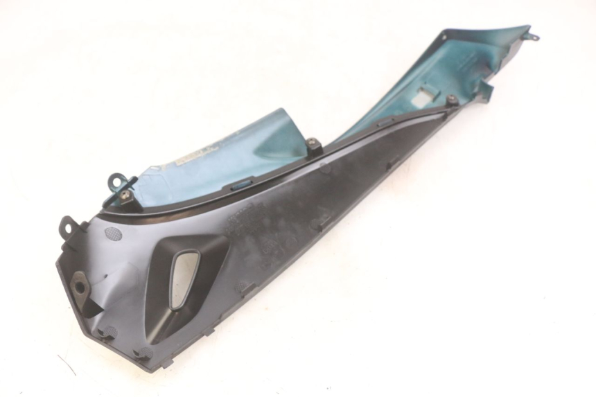 photo de LEWY PROG WLOTU POWIETRZA KYMCO AGILITY 16+ 4T 50 (2018 - 2023) - Szczegół części