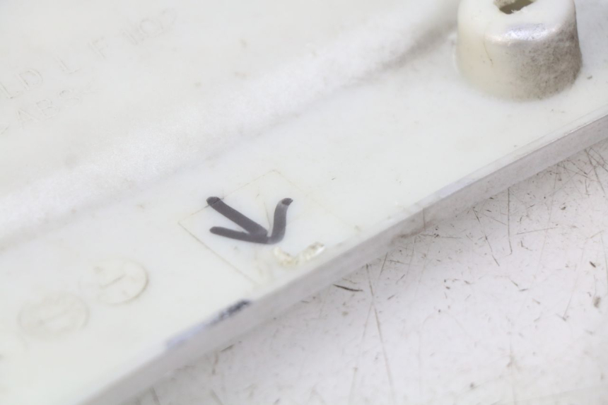 photo de LEWY PROG WLOTU POWIETRZA BAOTIAN BT 49 QT-9 50 (2006 - 2010) - Zbliżenie techniczne