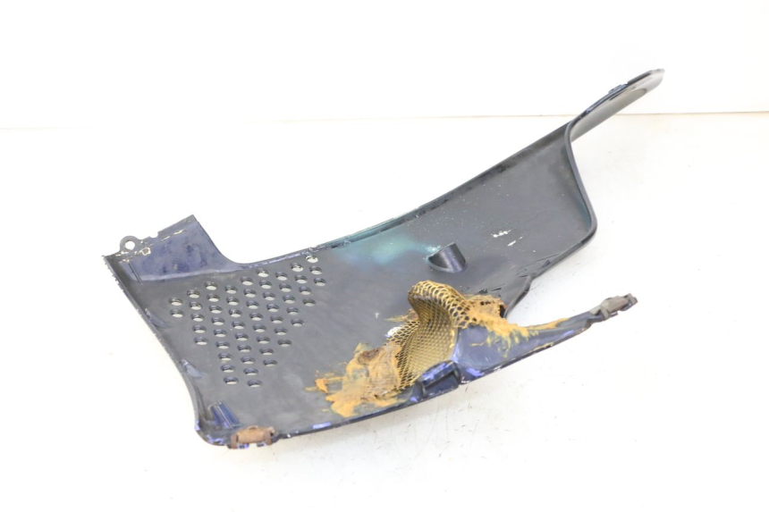 photo de LEWY PROG WLOTU POWIETRZA HONDA CBR RR FIREBLADE 900 (1992 - 1994) - Inny kąt widzenia