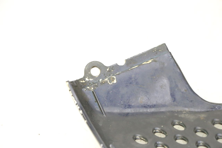 photo de LEWY PROG WLOTU POWIETRZA HONDA CBR RR FIREBLADE 900 (1992 - 1994) - Zbliżenie techniczne