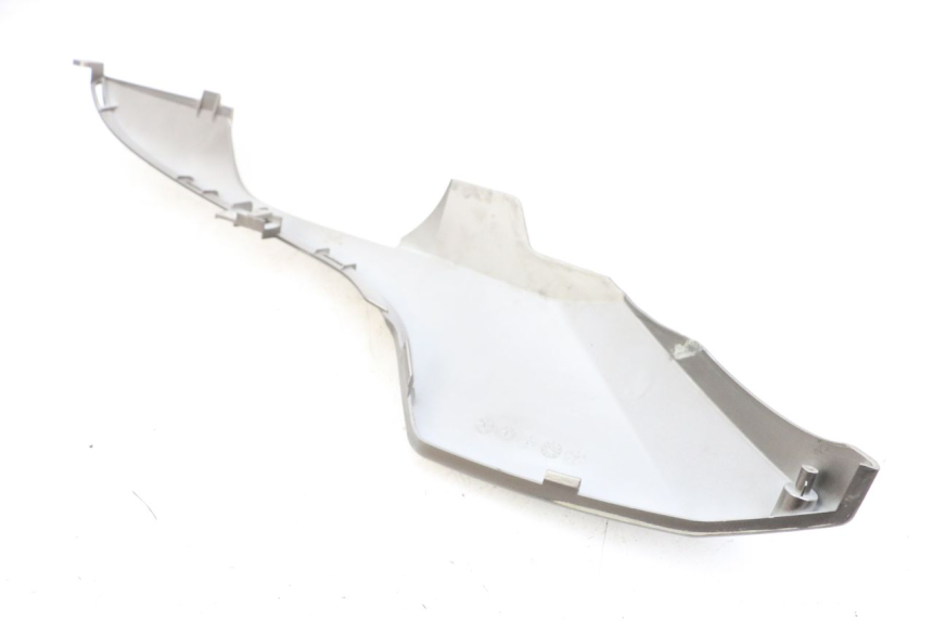 photo de LEWY PROG WLOTU POWIETRZA KYMCO DINK STREET 125 (2009 - 2014) - Zoom stanu zużycia