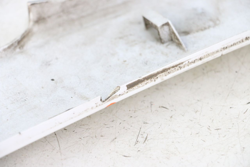 photo de LEWY PROG WLOTU POWIETRZA SYM FIDDLE 3 III 50 (2014 - 2020) - Zbliżenie techniczne