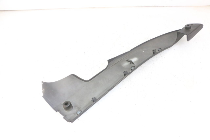 photo de LEWY PROG WLOTU POWIETRZA SYM FIDDLE 3 III 50 (2014 - 2020) - Zbliżenie techniczne