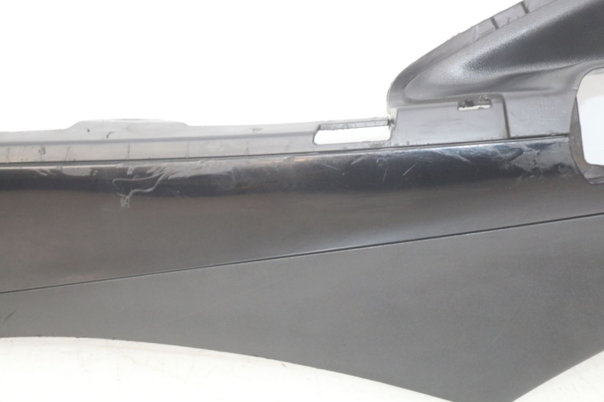 photo de LEWY PROG WLOTU POWIETRZA PIAGGIO FLY 4T 50 (2013 - 2017) - Szczegóły charakterystyczne