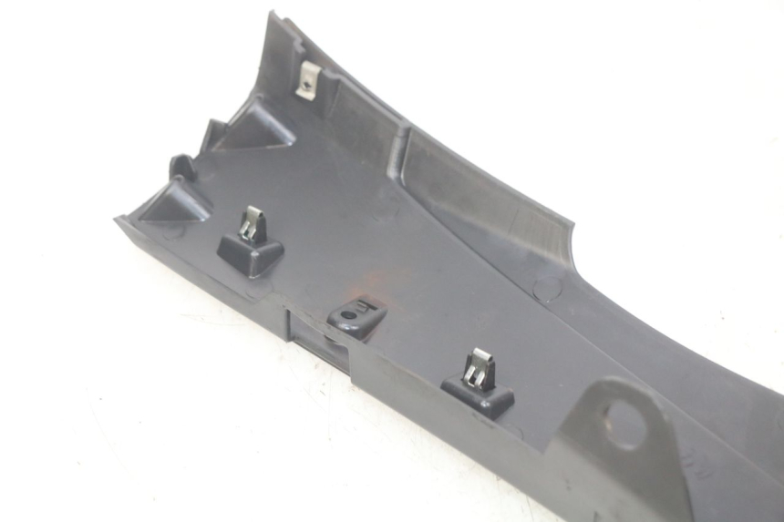 photo de LEWY PROG WLOTU POWIETRZA PIAGGIO FLY 4T 50 (2013 - 2017) - Zoom stanu zużycia