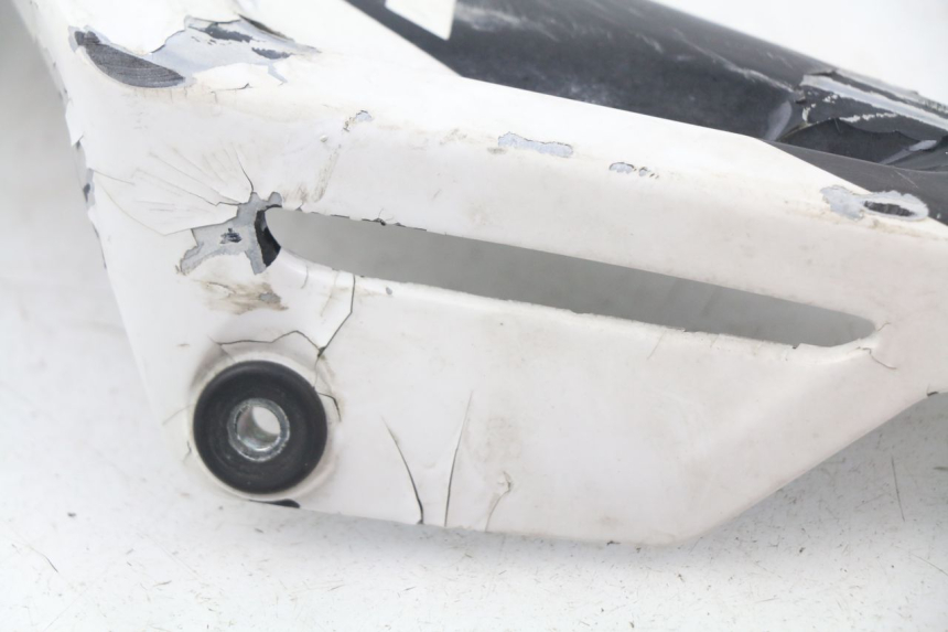 photo de LEWY PROG WZMACNIAJĄCY YAMAHA FZ8 800 (2010 - 2016) - Stan powierzchni