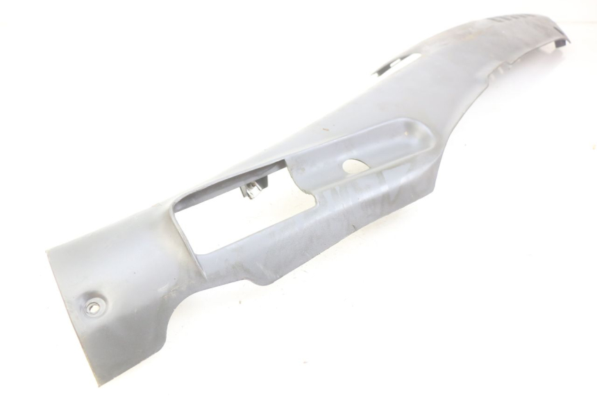 photo de LEWY PROG WZMACNIAJĄCY KAROSERIĘ PIAGGIO HEXAGON 2T 125 (1994 - 1998) - Szczegół części