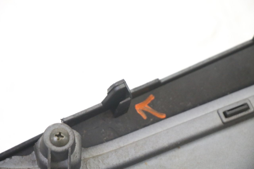 photo de LEWY PROG WLOTU POWIETRZA SYM JET 14 4T 50 (2018 - 2022) - Punkty mocowania