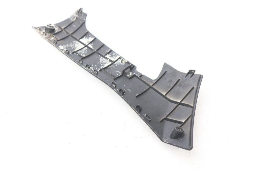 photo de LEWY PROG WZMACNIAJĄCY KAROSERIĘ PEUGEOT KISBEE 2T 50 (2010 - 2017) - Zoom stanu zużycia