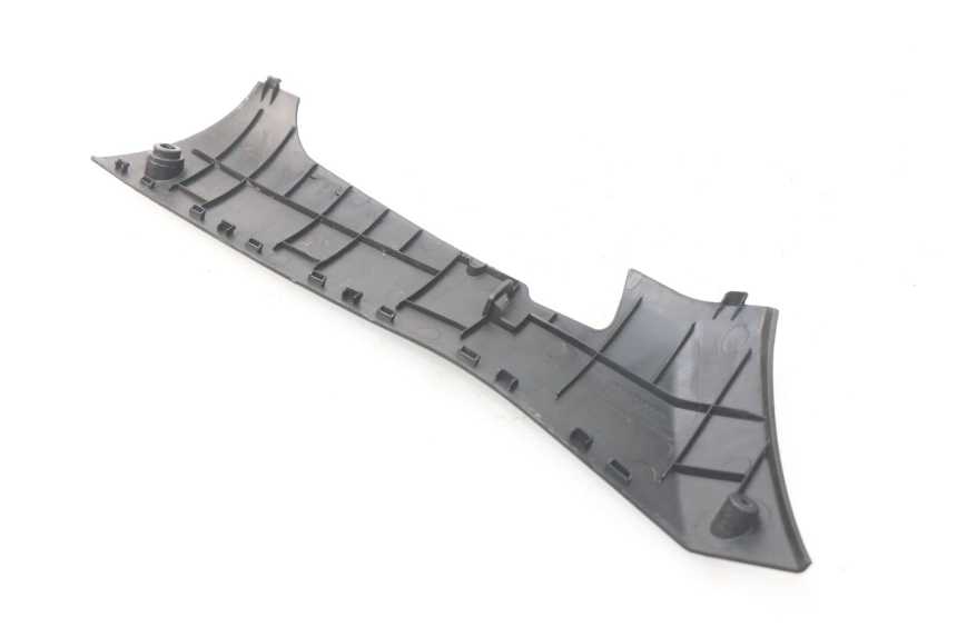 photo de LEWY PROG WZMACNIAJĄCY KAROSERIĘ PEUGEOT KISBEE 2T 50 (2010 - 2017) - Szczegół części