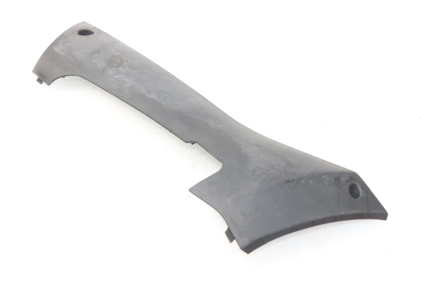 photo de LEWY PROG WZMACNIAJĄCY KAROSERIĘ PEUGEOT KISBEE 2T 50 (2010 - 2017) - Zoom stanu zużycia