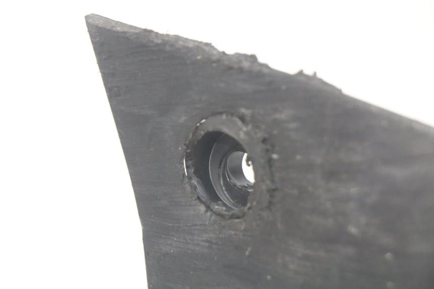 photo de LEWY PROG WZMACNIAJĄCY KAROSERIĘ PEUGEOT KISBEE 2T 50 (2010 - 2017) - Zoom stanu zużycia