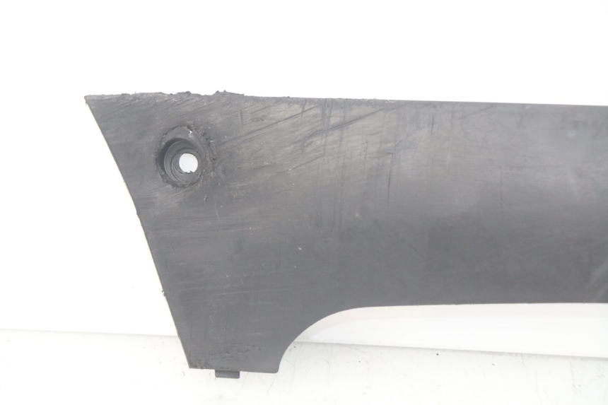 photo de LEWY PROG WZMACNIAJĄCY KAROSERIĘ PEUGEOT KISBEE 2T 50 (2010 - 2017) - Punkty mocowania