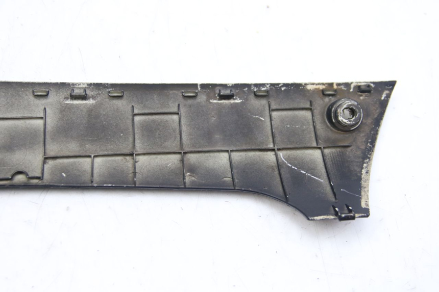 photo de LEWY PROG WLOTU POWIETRZA PEUGEOT KISBEE 2T 50 (2018 - 2022) - Zbliżenie techniczne