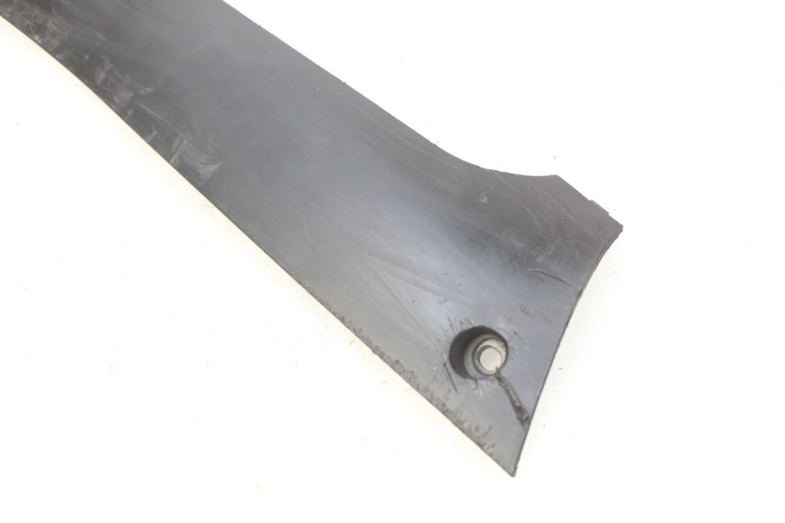 photo de LEWY PROG WLOTU POWIETRZA PEUGEOT KISBEE 4T 50 (2010 - 2017) - Zbliżenie techniczne